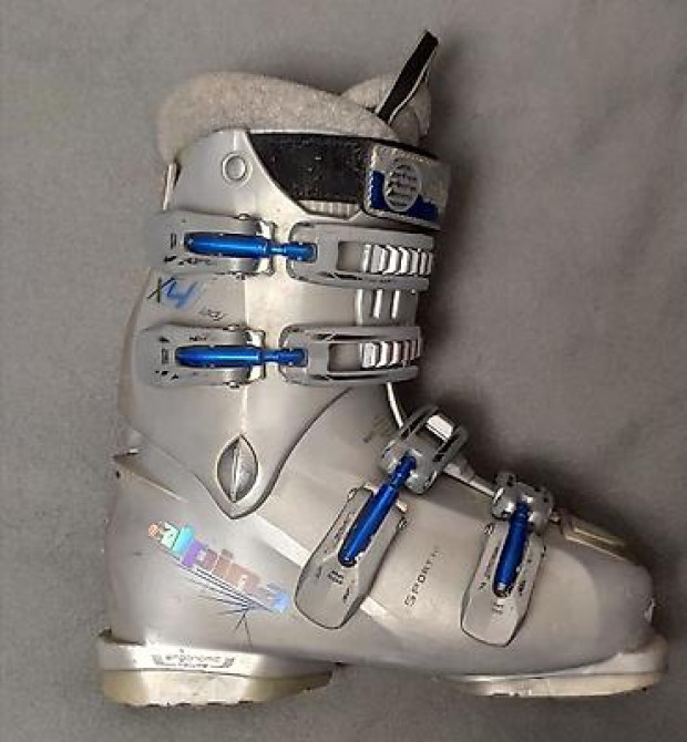 Продаю бу горнолыжные ботинки 30.5 30 29 29.5 28.5 28 27.5 27 26.5 Бишкек - изображение 1