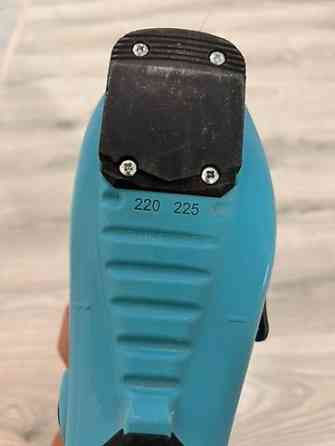 Ботинки покупали в прошлом году в Гергерт на Горького. Каталась дочка Бишкек