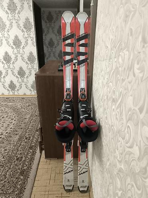 Salomon, Для подготовленных склонов, С креплениями, Б/у Бишкек - изображение 1