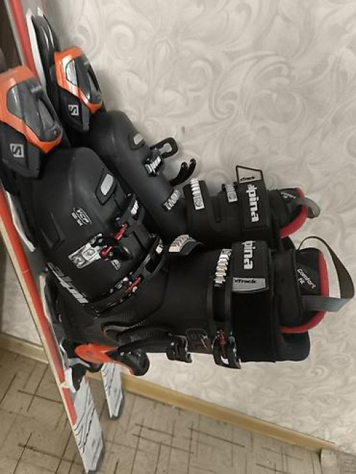 Salomon, Для подготовленных склонов, С креплениями, Б/у Бишкек - изображение 3