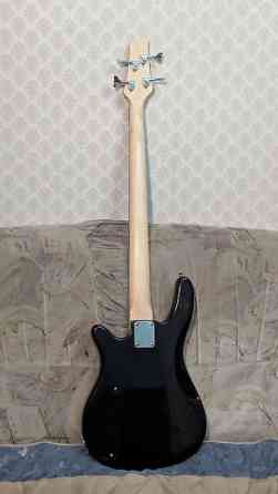 Продам бас гитару китайского производства. В пользовании около Бишкек