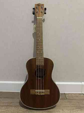 Укулеле Hricane (бренд на головке грифа). Формат корпуса — тенор Бишкек