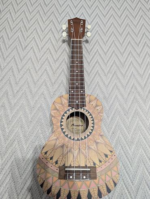 Укулеле Bamboo Soprano В идеальном состоянии Характеристики: - Тип Бишкек - изображение 1