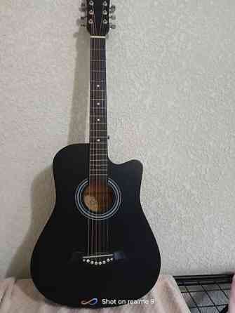 Акустическая гитара 6 струн, корпус типа дредноут с вырезом (cutaway) Бишкек