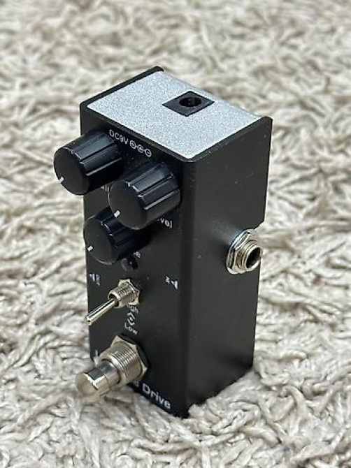 Педаль эффектов для электрогитары «OverDrive». В идеальном состоянии Бишкек - изображение 2