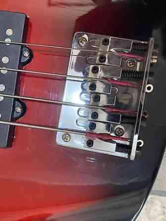 Электробас-гитара Salon, 4 струны. Характеристики и особенности: - Бишкек