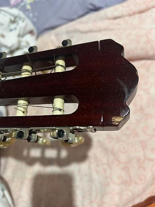 Классическая акустическая гитара В хорошем состоянии звучит очень Бишкек - изображение 6