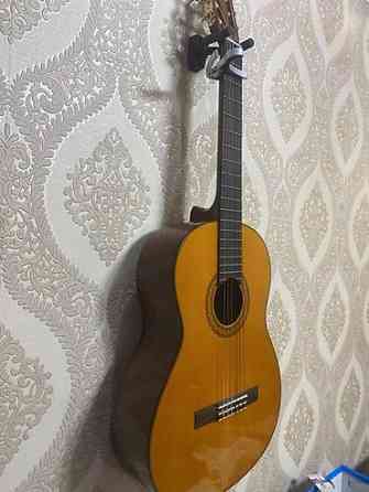 Классическая гитара Yamaha C70 - Полноразмерная классическая модель с Бишкек