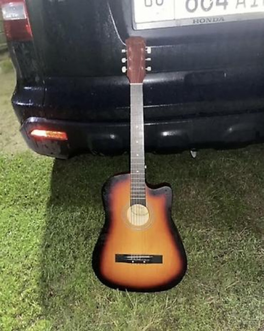 Гитара
1шт 2000
41 размер Бишкек - изображение 2