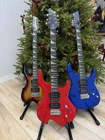 Электрогитара в комплекте с комбоусилителем 20ват, струны, плотный Бишкек