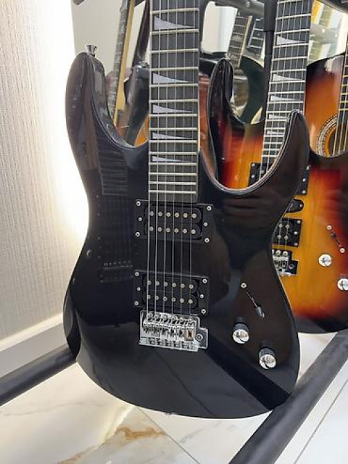 Электрогитара в комплекте струны, плотный чехол, 3 медиатора, ремень Bishkek - photo 6