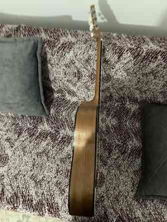 Классическая шестиструнная гитара (нейлон) - Формат: классическая Бишкек