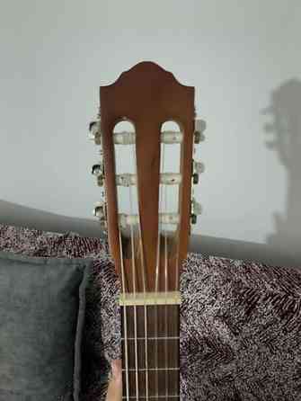 Классическая шестиструнная гитара (нейлон) - Формат: классическая Бишкек