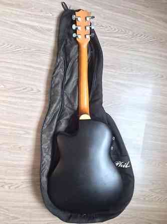 Электроакустическая гитара TM (шильдик внутри розетки), форма дредноут Бишкек