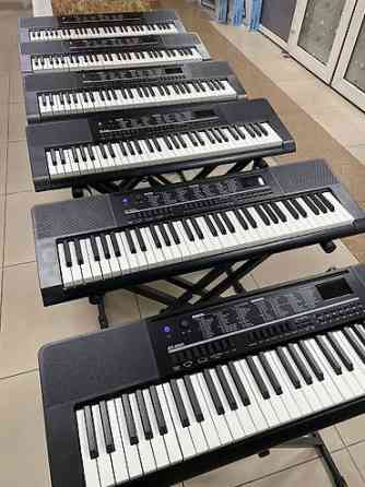 Цифровое пианино 61 клавишей -- Легкое компактное, и идеально подходит Бишкек