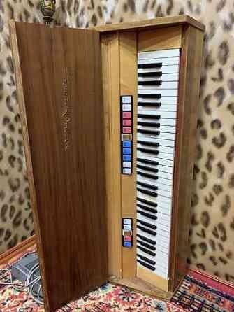 Электронная гармония/орган Harmonola Orchestrale Super - Редкий Бишкек