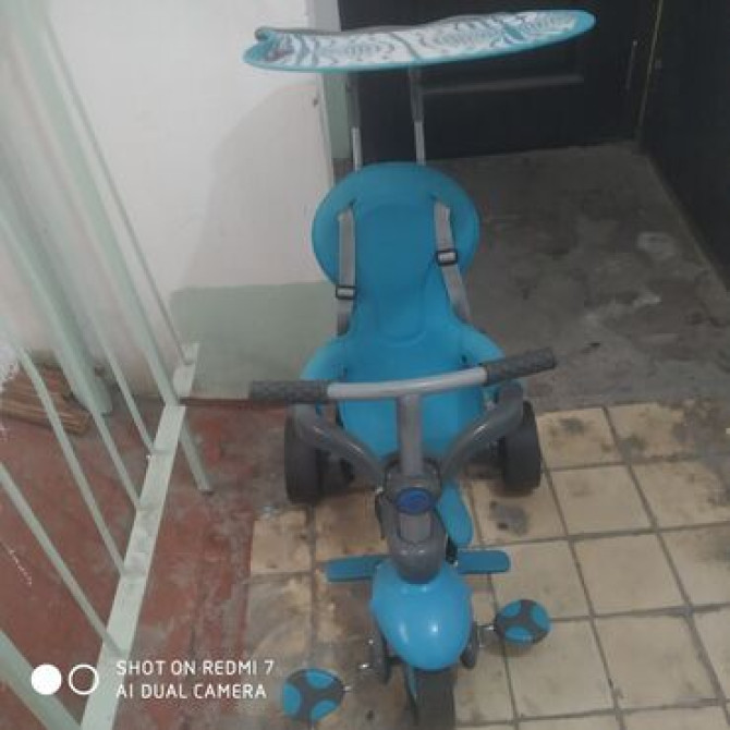 Детский велосипед, 3-колесный, 3 - 4 года, Для девочки, Б/у Бишкек - сүрөт 2