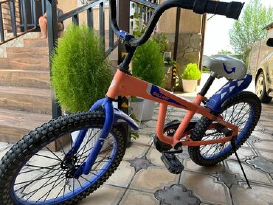 Детский велосипед, 2-колесный, 6 - 9 лет, Для мальчика, Б/у Бишкек - изображение 2