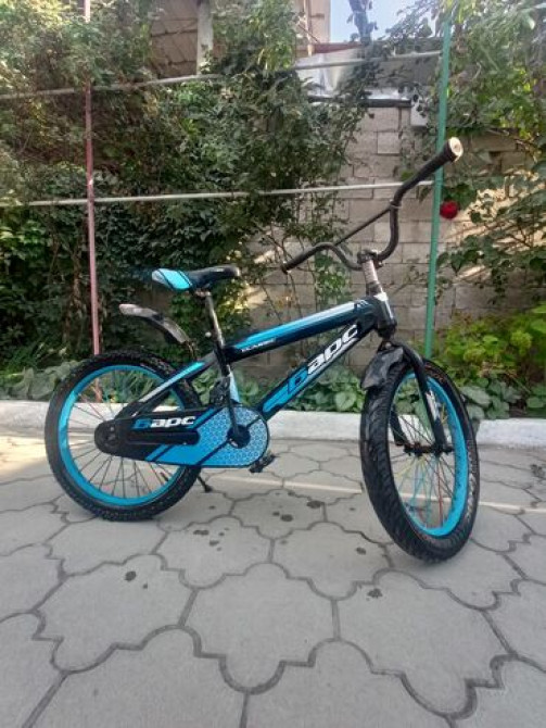 Детский велосипед, 2-колесный, 6 - 9 лет, Для мальчика, Б/у Бишкек - сүрөт 2