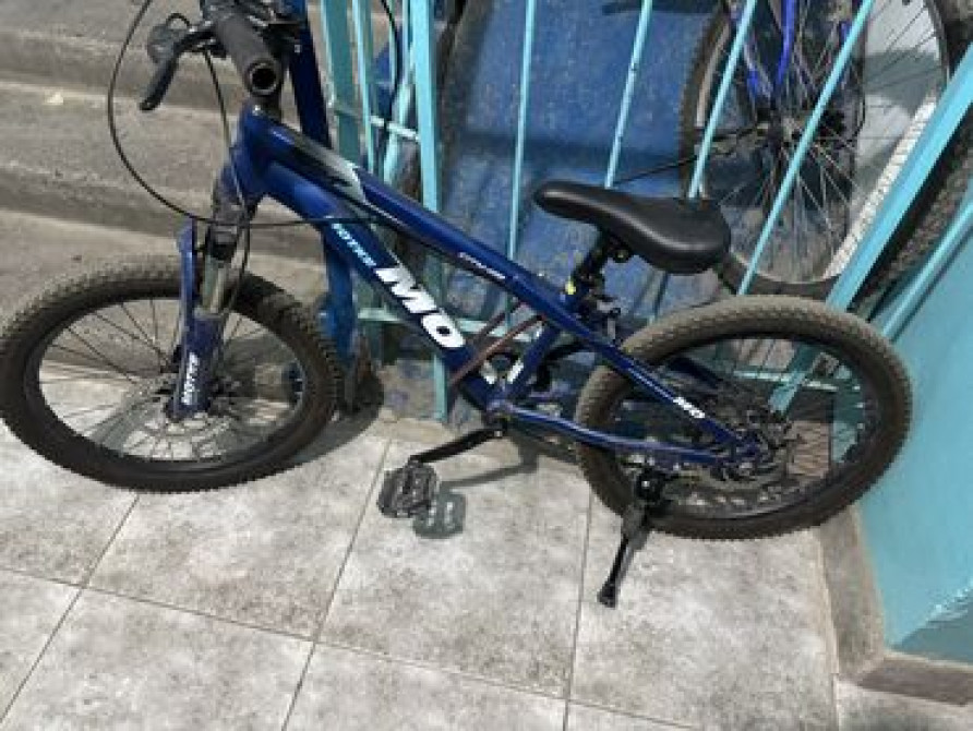 Детский велосипед, 2-колесный, 6 - 9 лет, Для мальчика, Б/у Бишкек - изображение 2