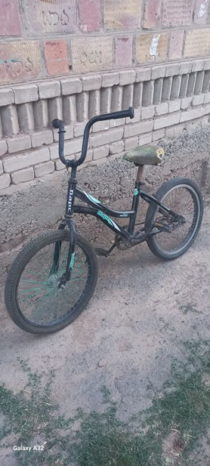 Детский велосипед, 2-колесный, 6 - 9 лет, Для мальчика, Б/у Бишкек - изображение 1