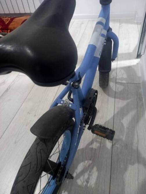 Детский велосипед, 2-колесный, 4 - 6 лет, Для мальчика, Б/у Бишкек - изображение 6