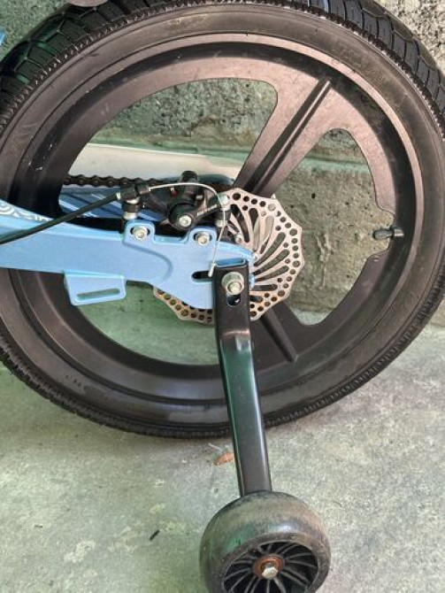 Детский велосипед, 4-колесный, 4 - 6 лет, Б/у Бишкек - изображение 5