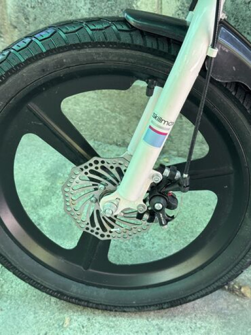 Детский велосипед, 4-колесный, 4 - 6 лет, Б/у Бишкек - изображение 4