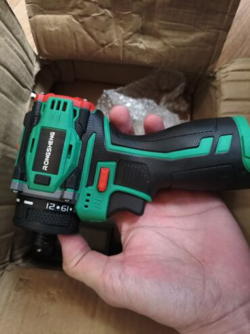 Бесщеточный винтоверт 
Комплект 2 батареи и зарядка 
Без кейса Bishkek - photo 1