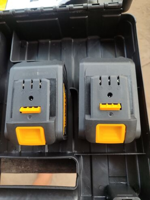 ГАЙКАВЕРТ аккумуляторная,1 батарейка,новый. Есть 2 батарейные - 5200 Бишкек - изображение 6