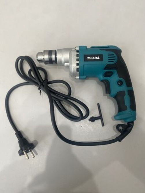 Электродрель Makita в бирюзово-черном корпусе с серебристыми Бишкек - изображение 1