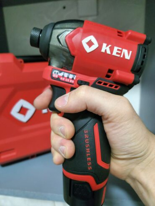 Продаю новый аккумуляторный винтоверт KEN BL6712D 12В. Идеален для Бишкек - изображение 1