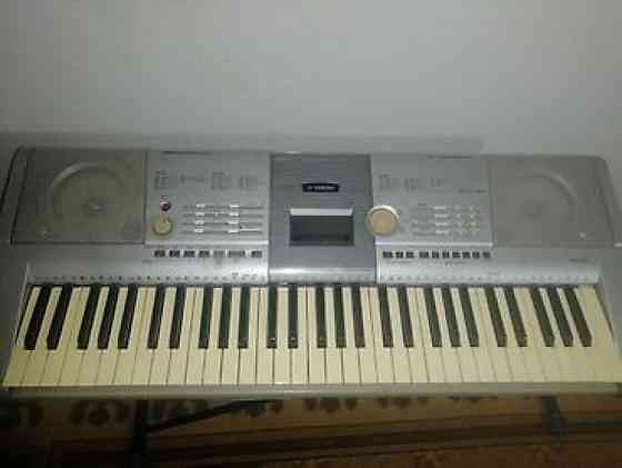 Продаю ПРОФИСИОНАЛЬНЫЙ синтезатор 18 000 окончательно Б/у и НОВОЕ Бишкек