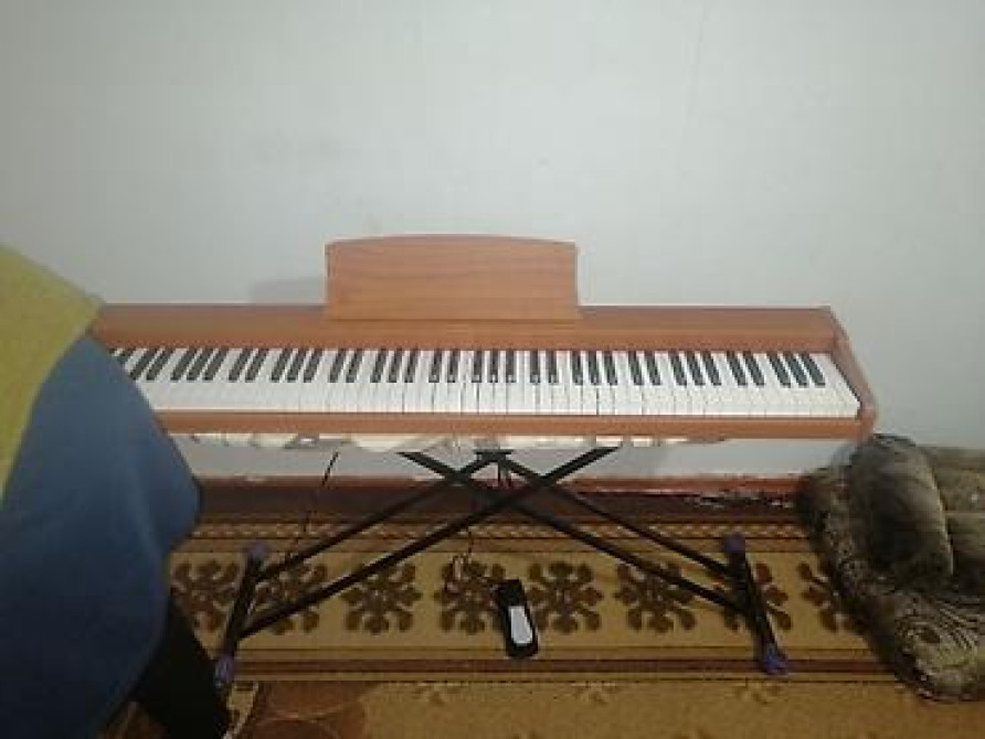 Продаю ПРОФИСИОНАЛЬНЫЙ синтезатор 18 000 окончательно Б/у и НОВОЕ Бишкек - изображение 5