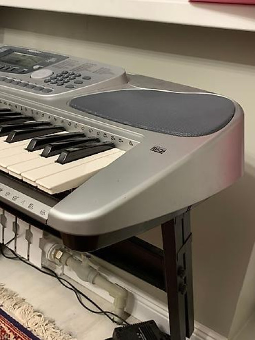 Синтезатор Medeli mc 320 issue,очень хорошее состояние,отлично Бишкек - изображение 3