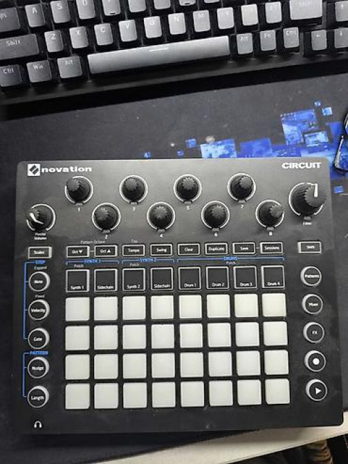 Novation Circuit — автономная groove-станция и секвенсер. Что это: - Бишкек - изображение 2