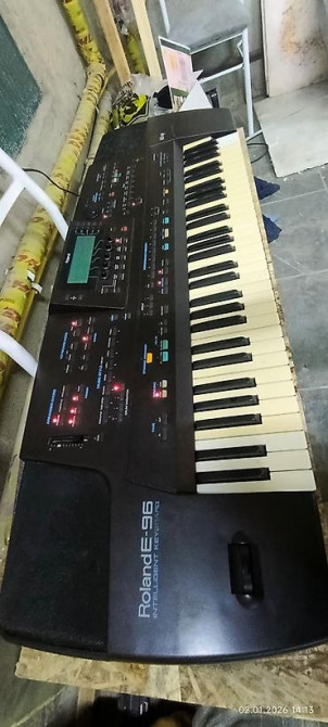Полностью рабочий. Cинтезатоp Rоlаnd E-96. У инструмента 61 Бишкек - изображение 1
