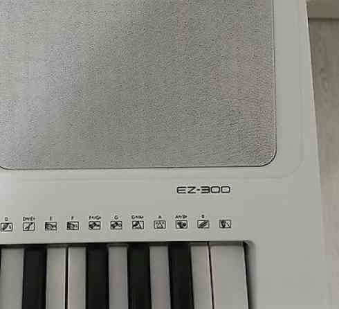 ???? Продаю синтезатор Yamaha EZ-300 Практически новый, пользовалась Бишкек