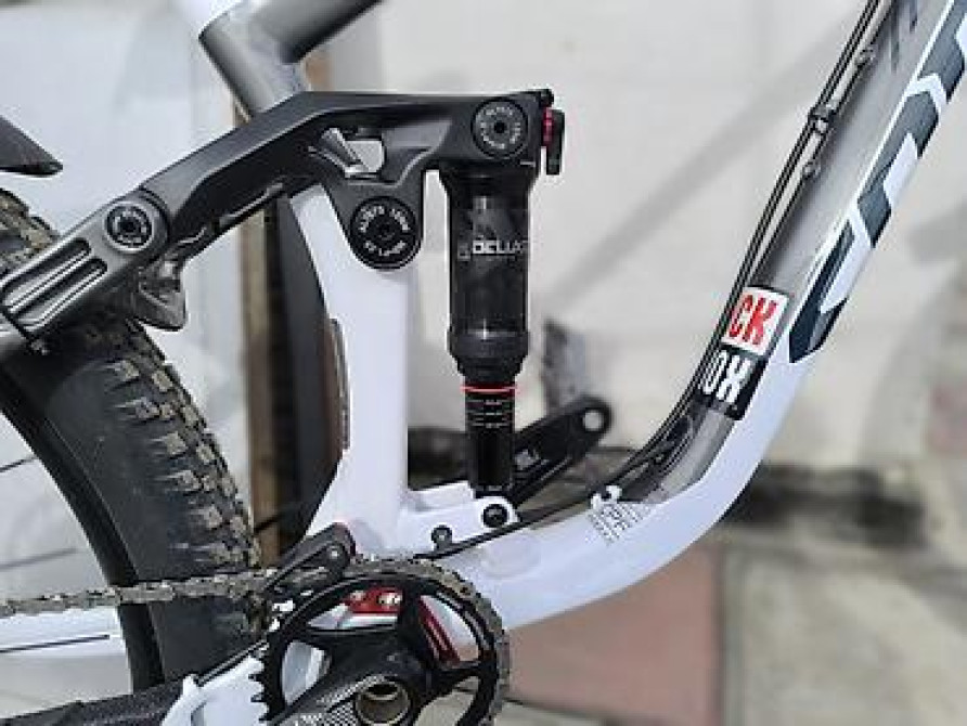 Продаю двух подвес размер рамы L 29 калёса 12 ск Шимано деор Бишкек - изображение 3