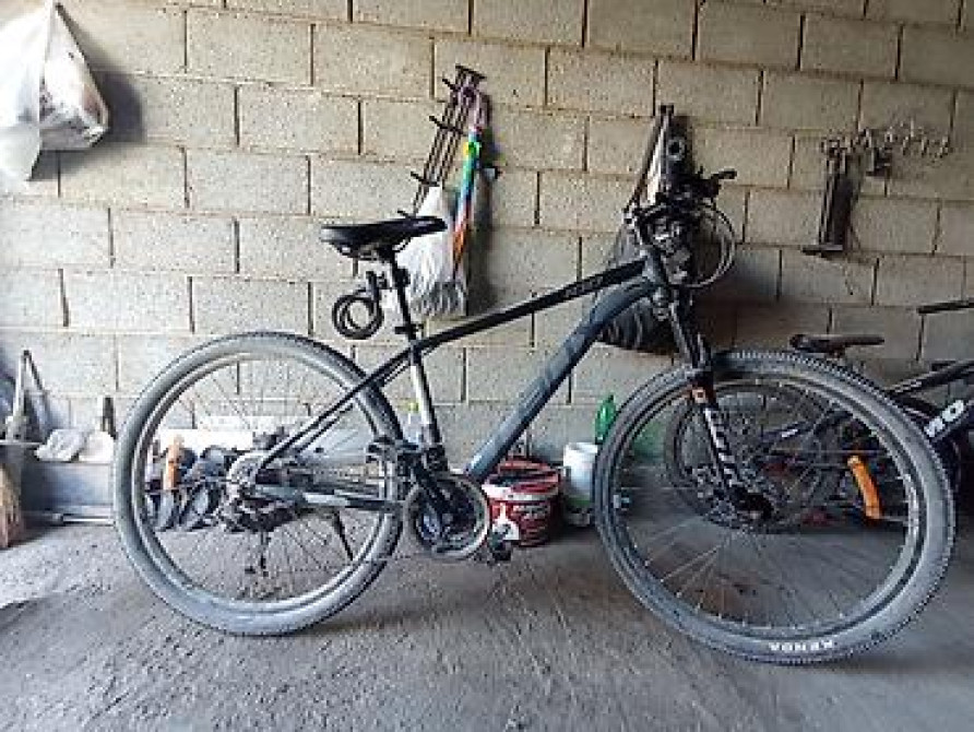 Горный велосипед, Laux, Рама S (145 - 165 см), Алюминий, Б/у Бишкек - изображение 1