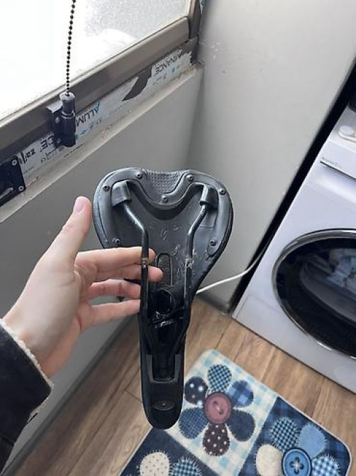 Велосипедные сидения со всеми креплениями 400 сом штука Бишкек - изображение 4