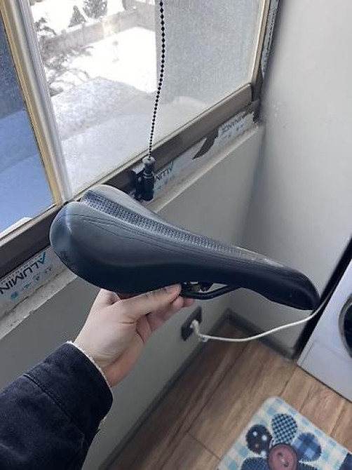 Велосипедные сидения со всеми креплениями 400 сом штука Бишкек - изображение 2