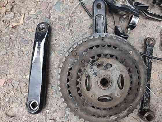 Всё на фото за 1500, все работает (только 1 переднее нужно дособрать) Бишкек