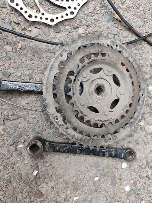 Всё на фото за 1500, все работает (только 1 переднее нужно дособрать) Бишкек - изображение 6