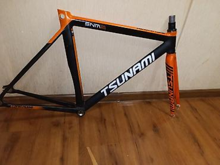 Tsunami snm 300 limited edition Tsunami snm 300 limited edition Лёгкий Бишкек - изображение 1