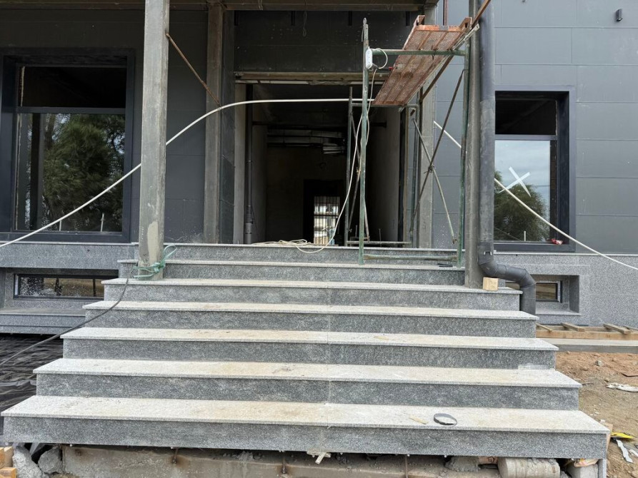 СЕРИЙ ГРАНИТ (КоК СаРаЙ А) class 1850 сом Бишкек - изображение 1