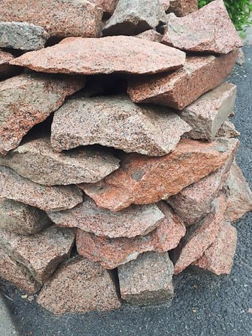 Продаю камень гранит. красный . на отделочные работы Бишкек - изображение 1