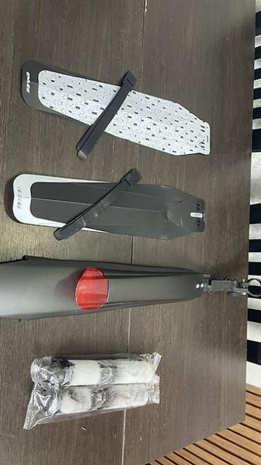 Продаю два крыла Энли одно новое вчера купил и черное также есть крыло Bishkek - photo 1