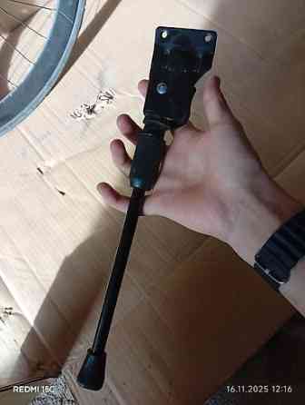 Задняя втулка с ножным тормозом за 350сом Седло для велосипеда 200 Бишкек