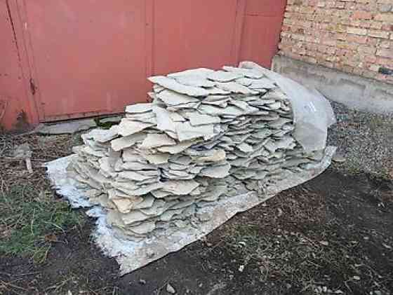 Камень рванный, натуральный, есть 60 квадратов Бишкек